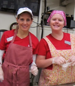 Junior League of Syracuse members lend a hand at lunch service at the Rescue Mission, May 2013