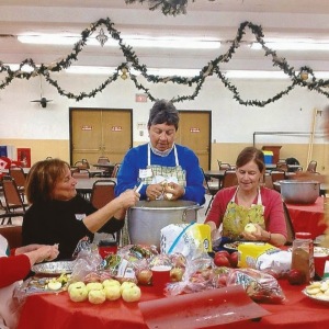 Junior League of Syracuse sustaining members at their annual pie-baking benefiting the Rescue Mission, December 2012